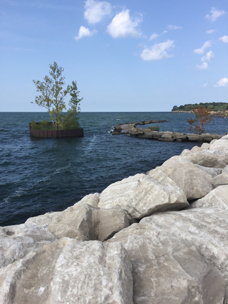 GroovyBruce's tweet photo. Lollygagging the Cleveland, Ohio way. https://t.co/56tlsIIMYz