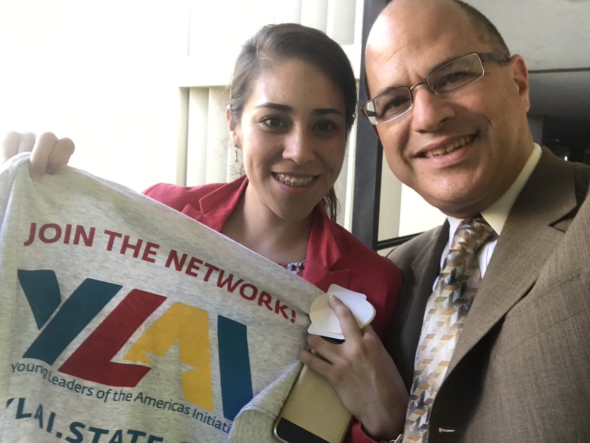 So pleased to meet <a href="/angie_soriano28/">Angie Soriano Nuncio</a> a star <a href="/YLAINetwork/">YLAINetwork</a> member here in #Monterrey!