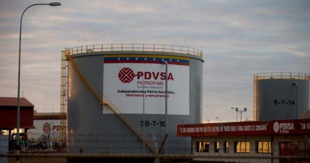 maibortpetit's tweet photo. Denuncian empresas y funcionarios que se enriquecieron gracias a enorme esquema de corrupción en Petropiar, Pdvsa https://t.co/3DszZWH4Zs https://t.co/9XJ3R4U0Vu