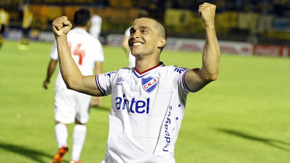 SomosNacional1's tweet photo. Sebastián Fernández fue citado a la selección para la doble fecha de Eliminatorias. Felicidades Papelito! 👏👏 https://t.co/gQHac9kgFD