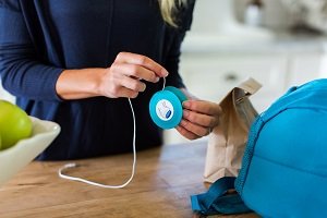 GetBudley's tweet image. Budley is a great #gift! No more #earbudproblems - knots, lost pieces &amp;amp; dirt. Get #Budley on #Amazon: bit.ly/2qNpgyf