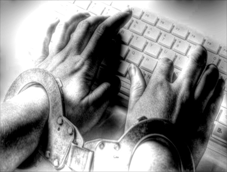 PartizanKur's tweet photo. Pillare Wifi desde la cárcel?
#Felizlunes #Censura #Represion
#JA4me #Leymordaza #StopCensorship https://t.co/1uv2w458TX