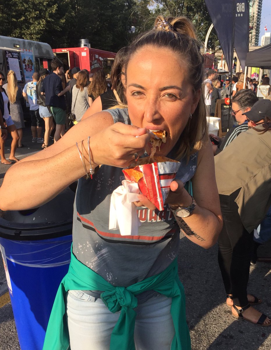giophotoimaging's tweet photo. #foodTruckFrendzy @LetsGoToTheEX is my fav part todays treat is Doritos chips nacho supreme #junkd #cne #cne2017 @23dubbs https://t.co/oLiVYAd3K1