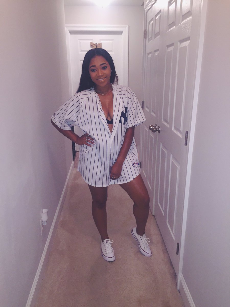 TheRaven_Ciara's tweet photo. You miss 100% of the shots you don't take #SYS2 😌 https://t.co/MIFQkuZY4E