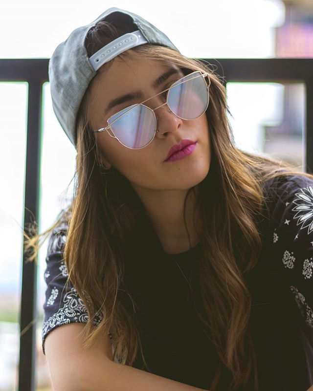 massagebysheena's tweet photo. Reposting @julian.manrique94:
💣💣
.
.
.
.
.
.
.
.
.
#portrait #photography #beauty #model #beautiful #lady #canon #portraitlove #glasses https://t.co/wZuJPnrfM5