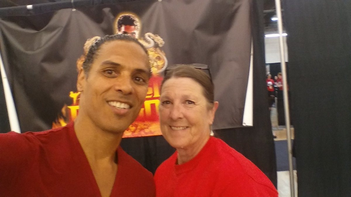 RMSRefugees's tweet photo. @iamtaimak, thanks for making #CSCC2017 a memorable con. https://t.co/eyFPSBbYKn