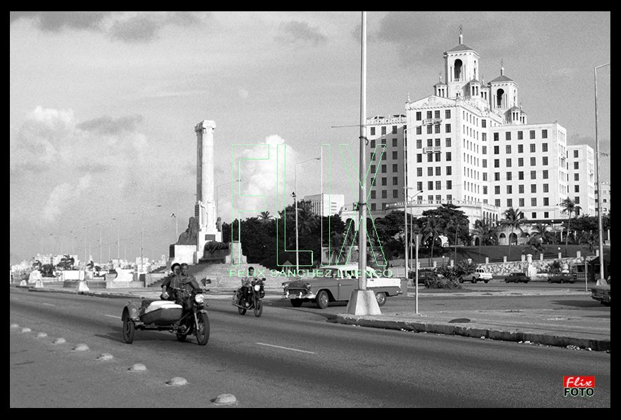 FLIXFOTO's tweet photo. Recuerdos de la Habana https://t.co/zQQrODjSdk