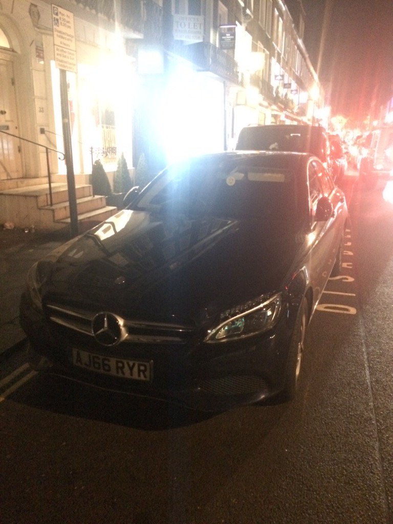bluebadgeorguk's tweet photo. @RBKC disabled driver, blue badge displayed gets ticket, whilst others abuse disabled bay? Disgraceful. https://t.co/rUK5QFQ9Kq