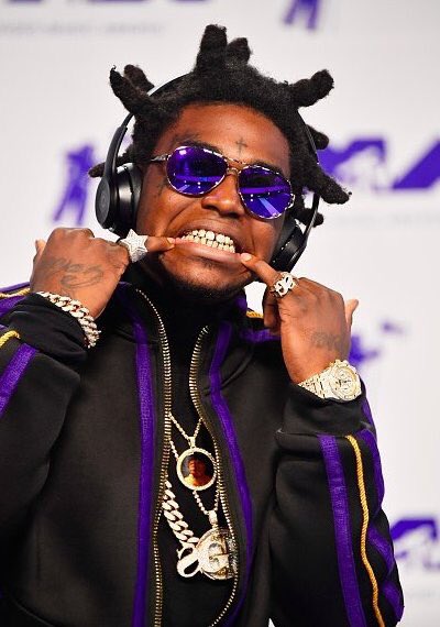 NewEraPromo954's tweet photo. Kodak Got The Whole Broward Tuned In Right Now 😬 #Gleeee 

#VMAs2017 @MTV https://t.co/b1q0c7vxSm