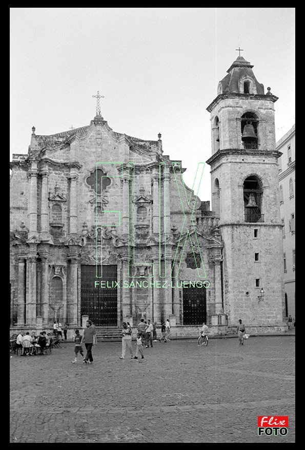 FLIXFOTO's tweet photo. Recuerdos de la Habana https://t.co/Z6YfRz8ofA