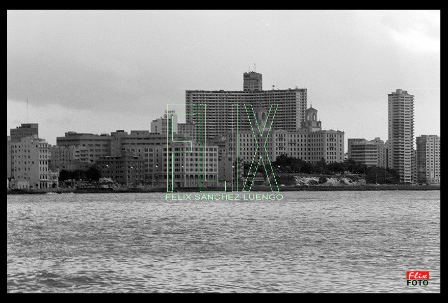 FLIXFOTO's tweet photo. Recuerdos de la Habana https://t.co/Z6YfRz8ofA