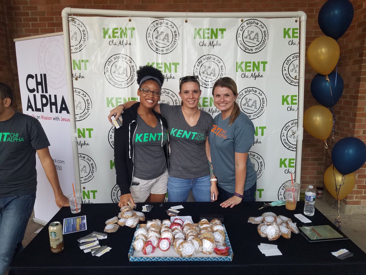 kentwired's tweet photo. What a "sweet" way to celebrate Blast Off with @xakent https://t.co/N2VGbgbC64