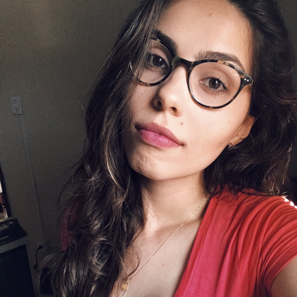 Karinamoraes93's tweet photo. #NovaFotoDoPerfil https://t.co/Ig5lhNdW45