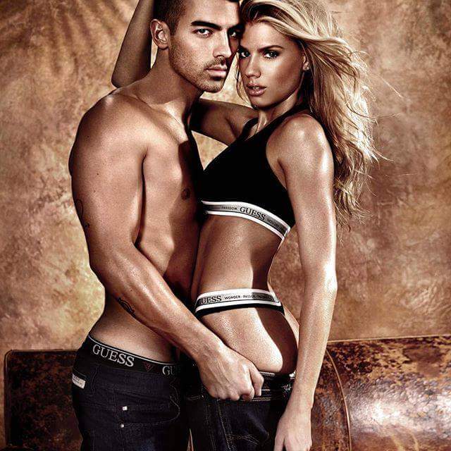 EnPOPados's tweet photo. El 30 y 31 de agosto @joejonas estará en #MEXICO para presentar la nueva campaña de @GUESS RT @DNCE #DNCEmx #JoeJonasMX https://t.co/vNEsj2jqfT