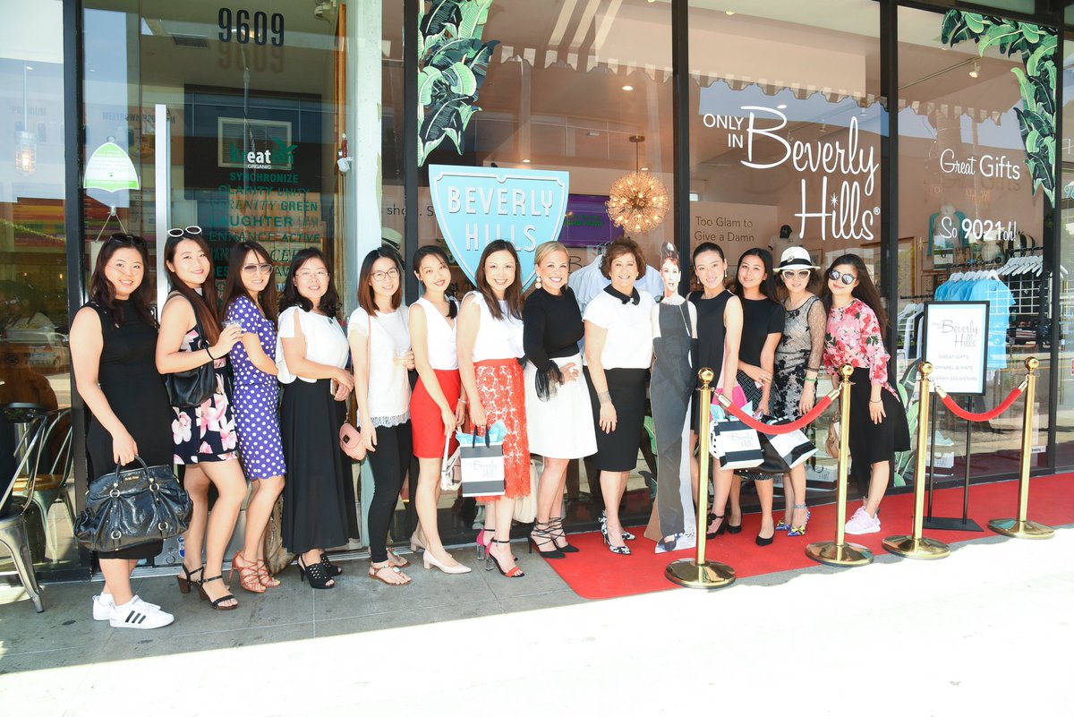 AmChCEO's tweet photo. #ACCS event in "#OnlyInBeverlyHills" w/ @AnolanLuxeworld , 30+ mbrs/friends enjoyed a happy afternoon in this cozy shop of #BeverlyHills. https://t.co/aVfTxi7sgh