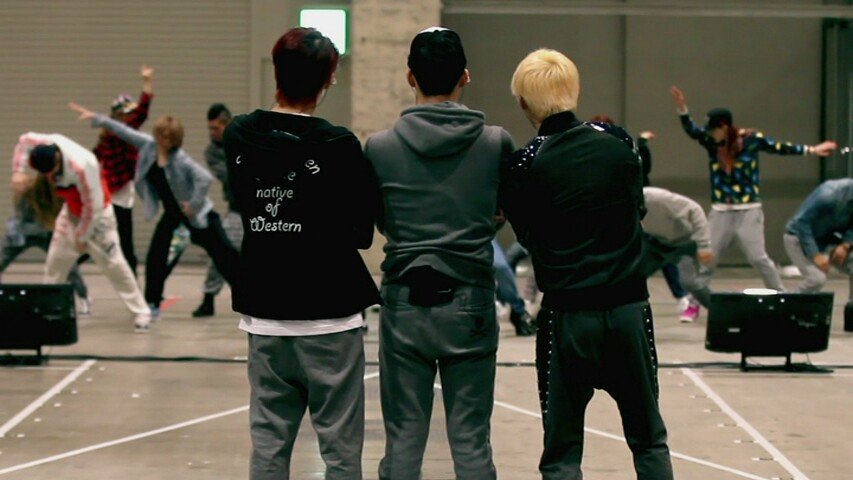 zarangheyyo's tweet photo. #WaitingForJYJ 🤗 https://t.co/vHMxj3AFQC