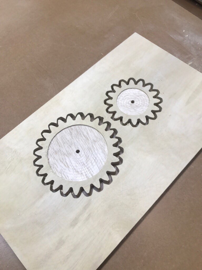 AnnapolisMakers's tweet photo. #CNC wood gears #MakeAnnapolis https://t.co/xqlMxFFQMK