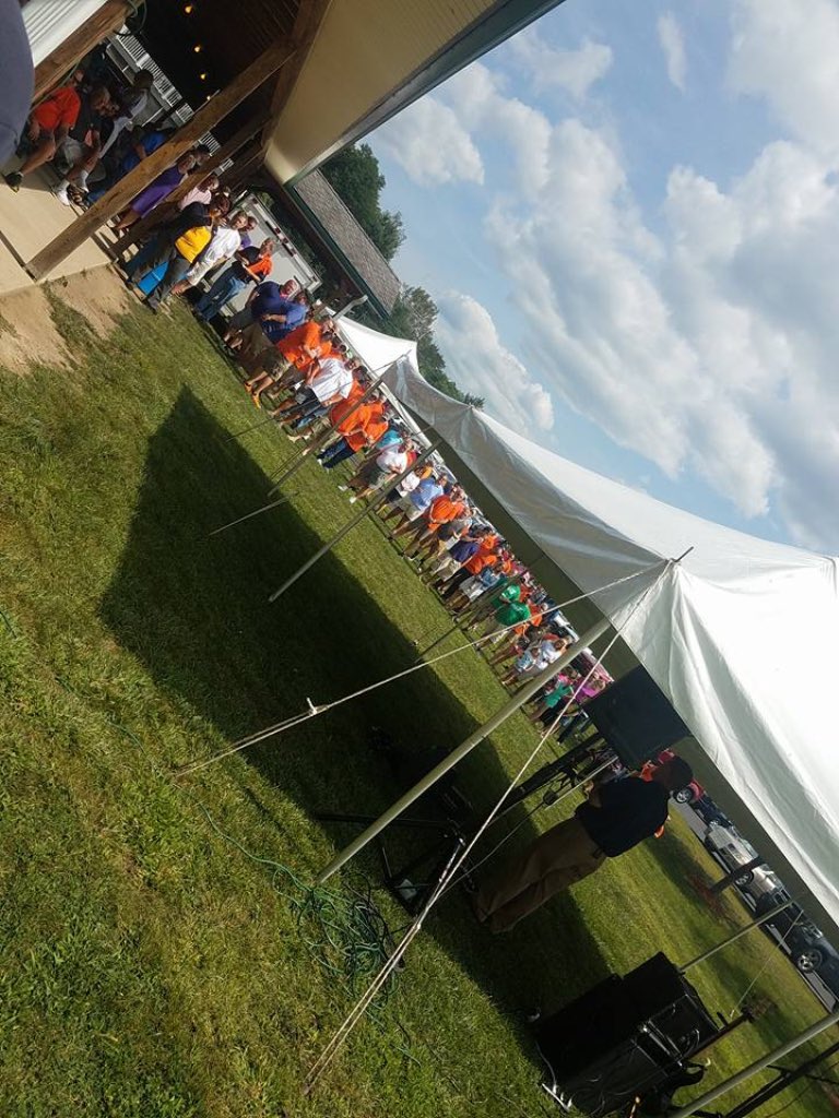 Yudichak4PASEN's tweet photo. Thank you to all my Friends in Labor for making Our Annual Labor Picnic another fantastic success. #Labor #Union #LaborDay #Yudichak4PASEN https://t.co/dQhpzaaeta