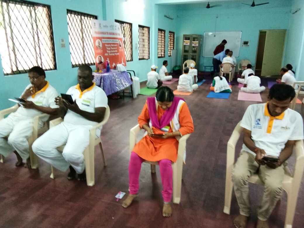 SSRDPPMKVYRPL's tweet photo. Yesterday Assessment Of Hyderabad Yoga Instr RPL participants @RajivPratapRudy  @PMOIndia @NSDCINDIA @bnwssc @wadhwa_anu @MSDESkillIndia https://t.co/VaHb3YBVwv