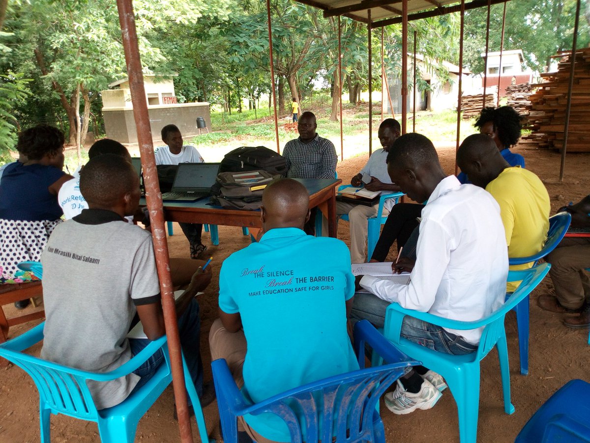 YSAT2017's tweet photo. IYD planning meeting attended by partners, YSAT and Refugee Youth Leaders https://t.co/Gg0cJdUU1U
