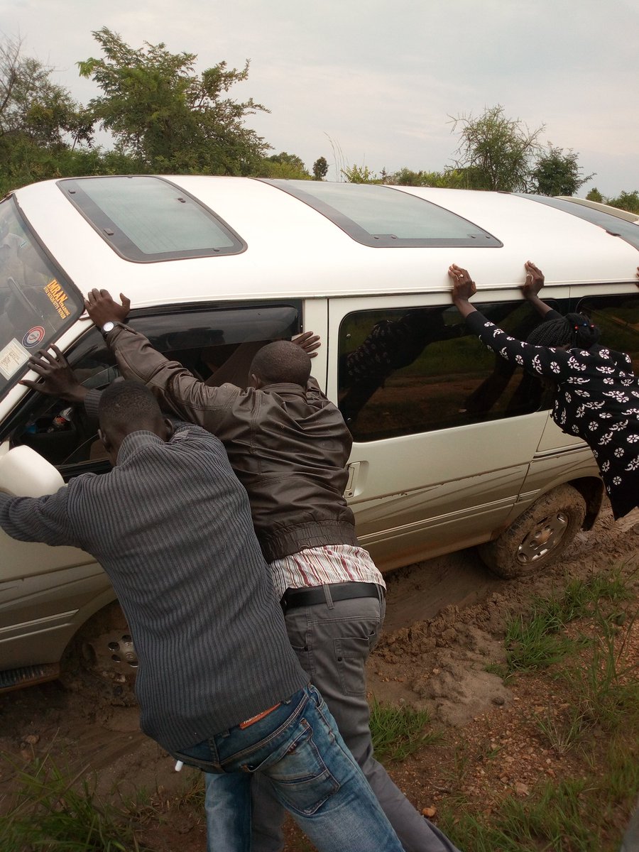 YSAT2017's tweet photo. Delivering aid services to Refugees in Uganda, Committed to Empower Refugee Youth as Connectors of their community to services https://t.co/sNZV0hOH2Y