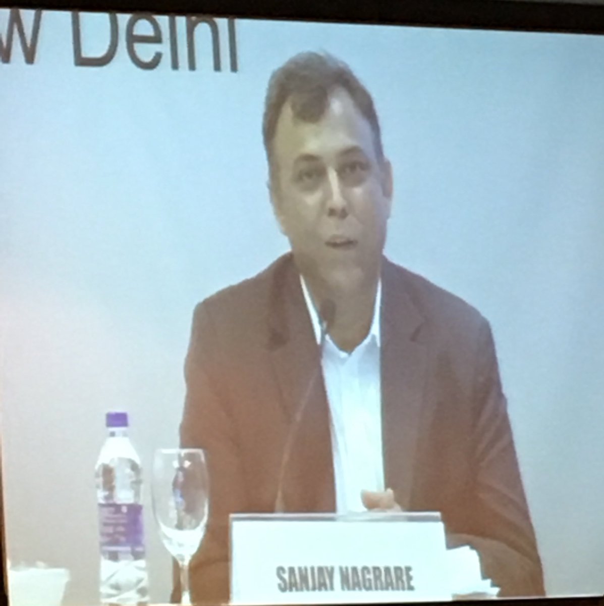 RW_Mag's tweet photo. Mr Sanjay Nagrare, @sembcorp giving the developers perspective at the 7th Annual #WindConference https://t.co/KLSBLCXm18