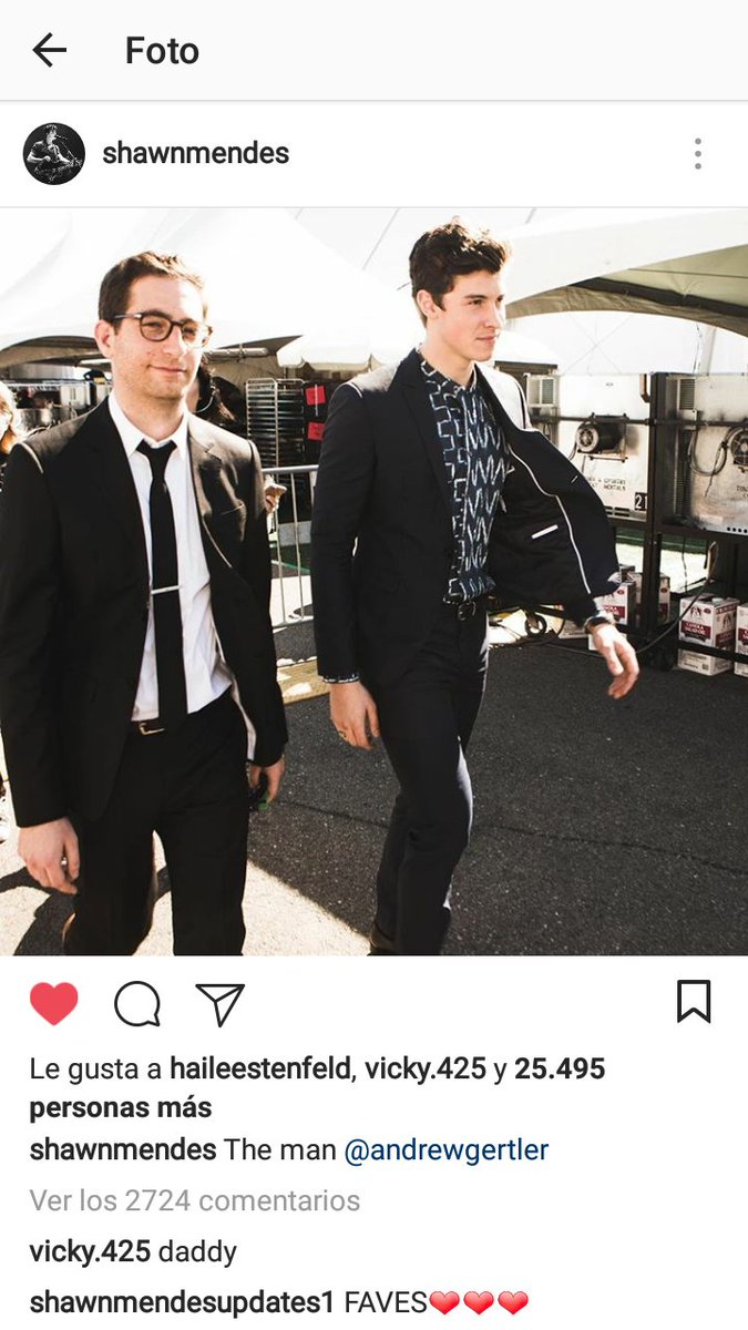 steinfeldwonder's tweet photo. ¿esto es todo lo shailee que voy a tener? #VMAs https://t.co/N1jwsPIBzy