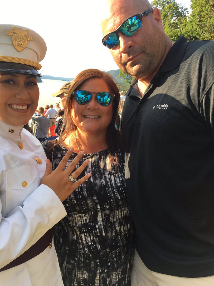 kacbrechtel's tweet photo. Amazing weekend with our girl!🇺🇸❤️ #ringweekend #usmabling #proudparents #firstieyear #armystrong https://t.co/DVcJTf9s3p