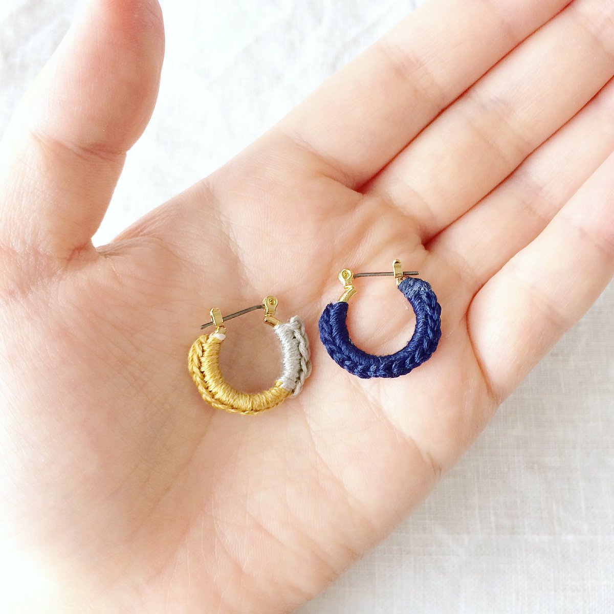 mintknit's tweet photo. ご購入いただいたお客様には、こんな感じにパッケージングしてお届けしています☺️パッケージって可愛いとテンション上が���ますよね。

#minne #mintknit #パッケージ #私の包み方 https://t.co/Jl9aEInXCs