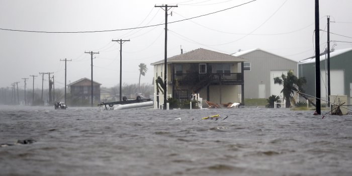 eugenplaton's tweet photo. Cell Networks Suffer Outages in Harvey's Wake https://t.co/T6wlI7vSOC #FREE #FREEFOREVER #wsj, #wsjtech #news https://t.co/ePEksQBamW
