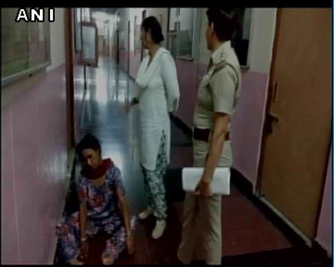 View image on Twitter