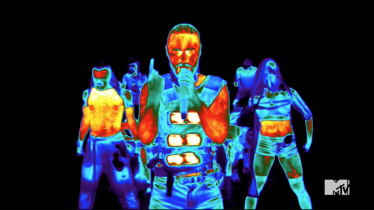 We_Are_One_Mars's tweet photo. @30SECONDSTOMARS #WalkOnWater at #VMAs #MarsOnVMAs https://t.co/zbXrBIB85S