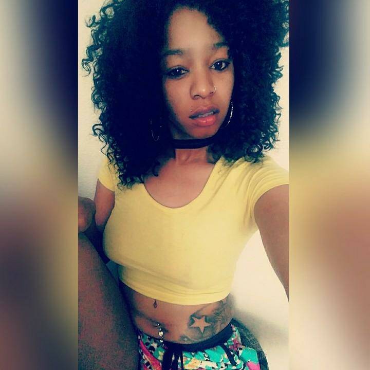 AoneThaRapper's tweet photo. 🙌 YASSS It's time for a great show 👑ReeRee〽️ontana:#FeatureMe 
https://t.co/cPF2b3acbX https://t.co/8TUzEs1HVn