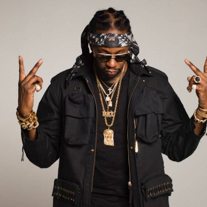 AoneThaRapper's tweet photo. 🙌 YASSS It's time for a great show 2Chainz:Chicago 
https://t.co/ckkez3NRan https://t.co/LsWF8lp04J