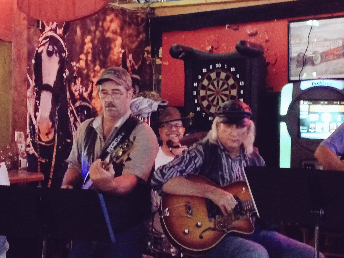 JeffreyJelinski's tweet photo. Ending a music wkend and ready for next Sunday, @ #HardingChurchBazaar. Hope to see you in Harding, Sunday, Sept. 3, 4:00ish. #TamaDrums😀🇺🇸 https://t.co/XqtyjtGy8n