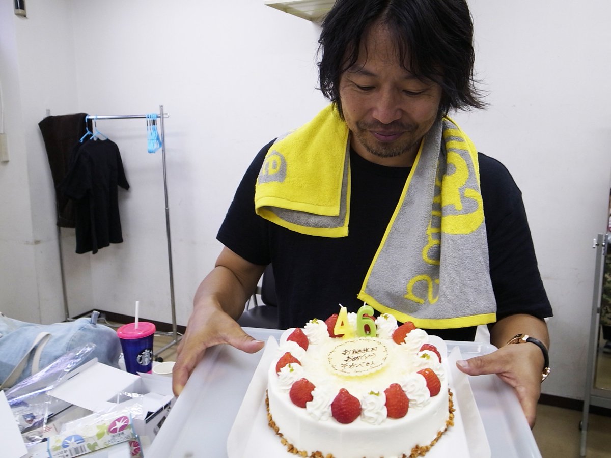 rose_records's tweet photo. 【サニーデイ LIVEアーカイブ】昨日の＜サニーデイ・サービス サマーライブ 2017＞@日比谷野外大音楽堂 のセットリストをUPしました⛺️お越しいただいたみなさま、ありがとうございました🌞https://t.co/iHQ3GyjRR9 https://t.co/cR9X4i4nJ8