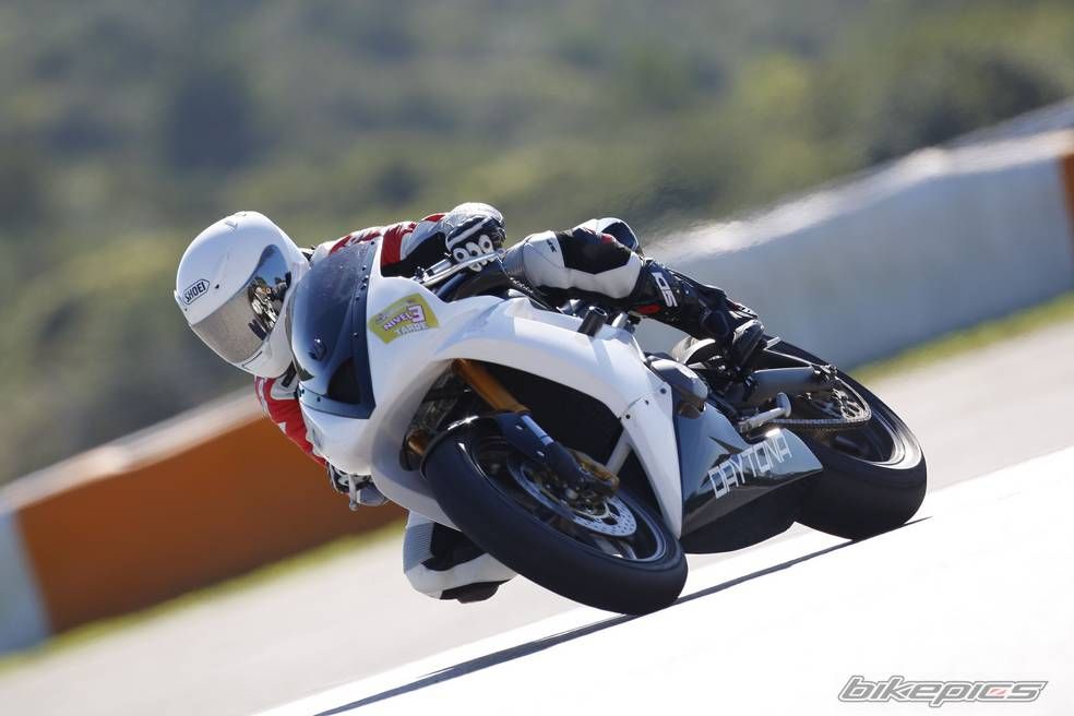 2007 Triumph Daytona 675 buff.ly/2wJIh7W

📸: gg400 on BikePics.com