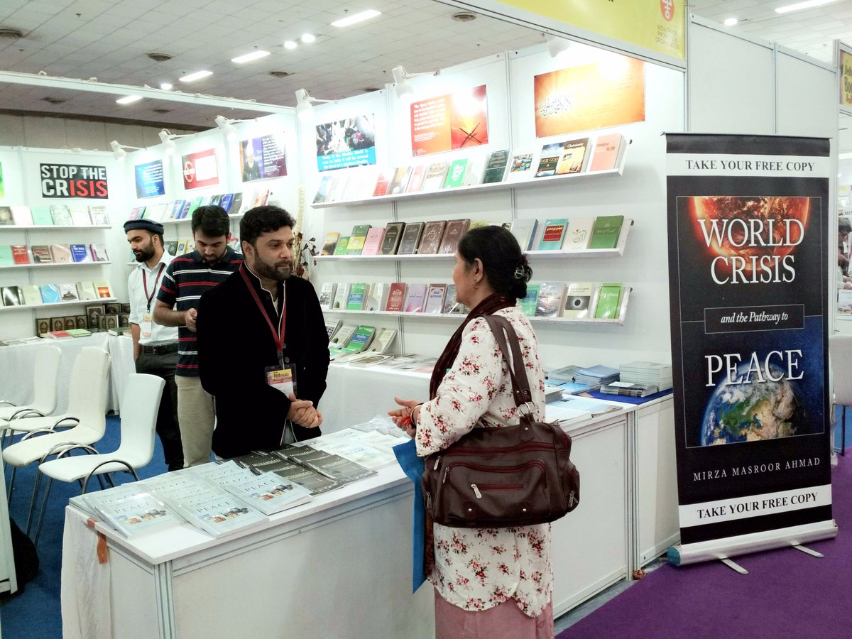 islaminind's tweet photo. The true essence of Islam is to be at peace &amp; project peace to others. Our Delhi chapter spreading the message of #peace at #Delhi Book fair https://t.co/1pmJjwVIwN