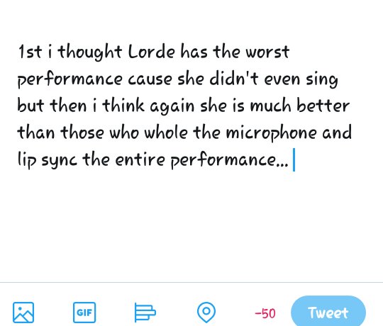 Neomiey's tweet photo. Agree to disagree.. what u guys think?? #VMAs #VMAPerformance #lorde https://t.co/K5gRfaIiE8