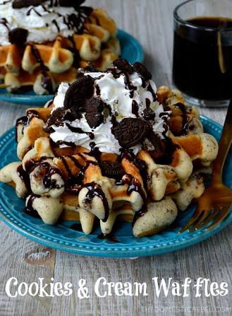 pinks234's tweet photo. @MadOverDonuts #MyKindOfWaffle 
It's Anytime COOKIE &amp; CREAM Waffle 😍😍😘😘 https://t.co/aOsnfsAbA4