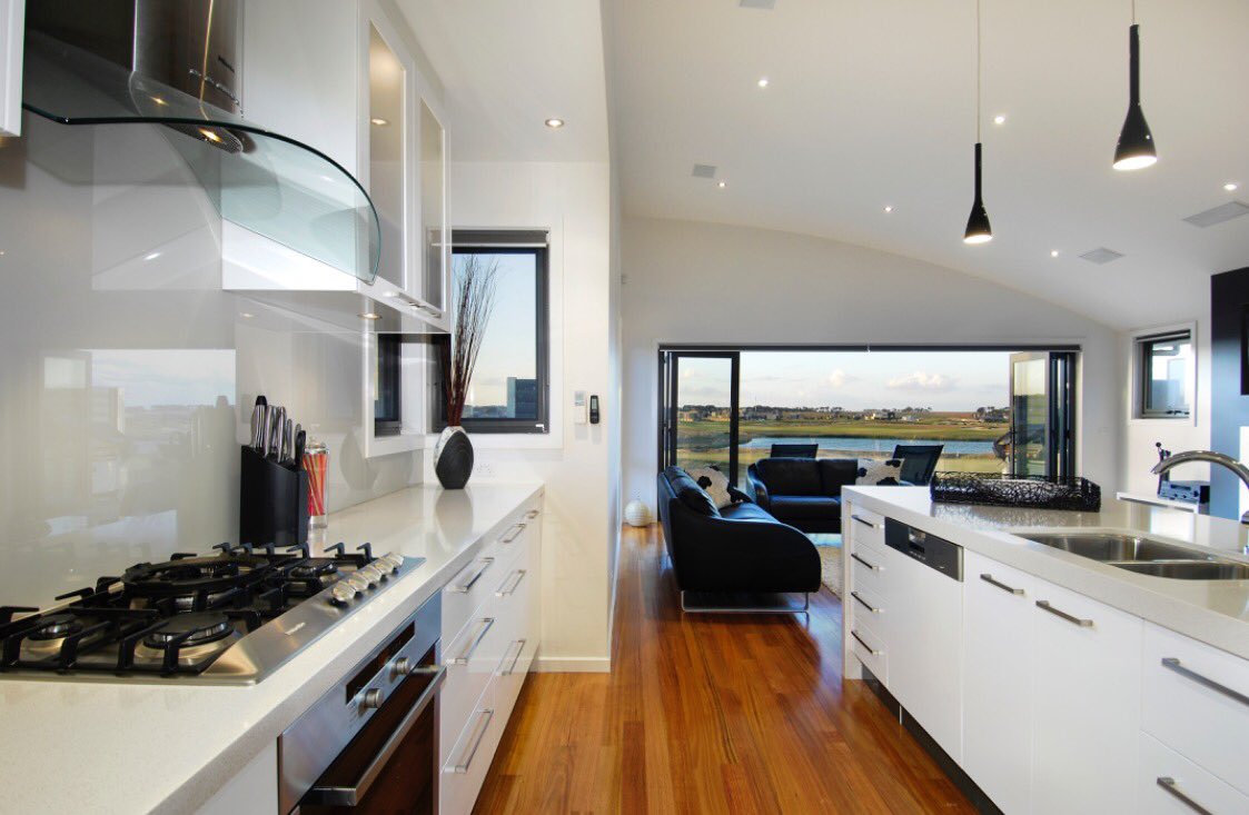 ICMGeelong's tweet photo. *ICM Geelong Kitchen of the week* Golfer's dream. What an outlook! 2 PAC Kitchen with stone benchtops by Torquay Joinery. #icmgeelong https://t.co/VFY6RcZZD6