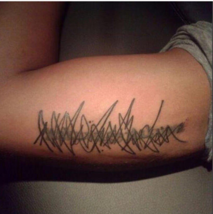 jjbhashtag's tweet photo. To cover up a mistake #BadReasonsForTattoos https://t.co/Ek5zpPBnOS