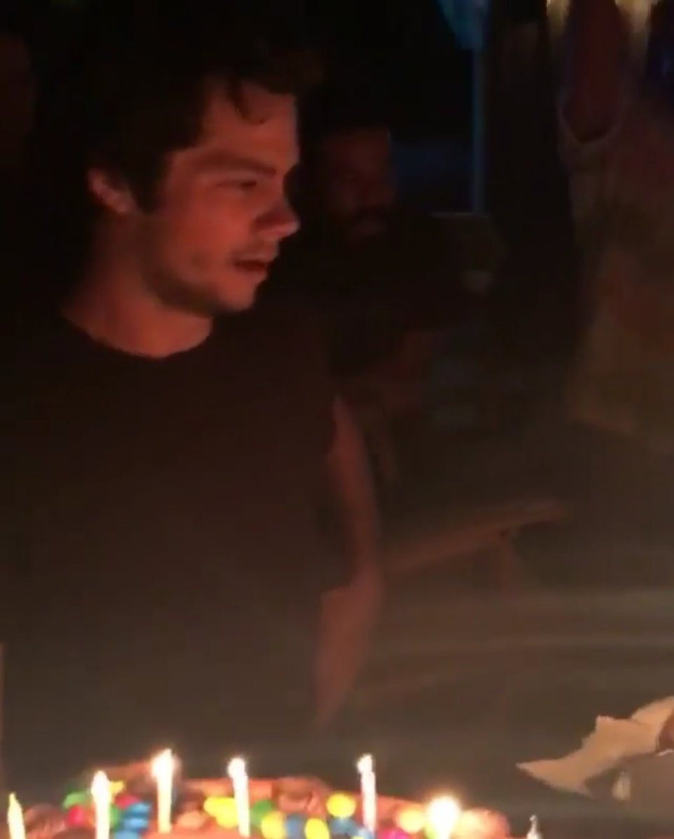 Dylan O Brien Army Asia Dylan With His Friends Family And His Cake On His Birthday Dylanobrien