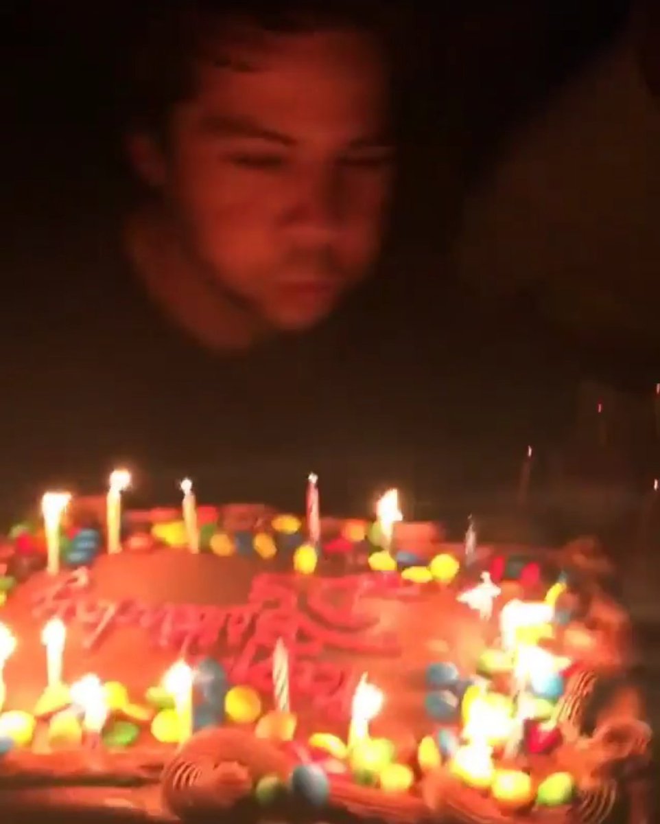 Dylan O Brien Army Asia Dylan With His Friends Family And His Cake On His Birthday Dylanobrien