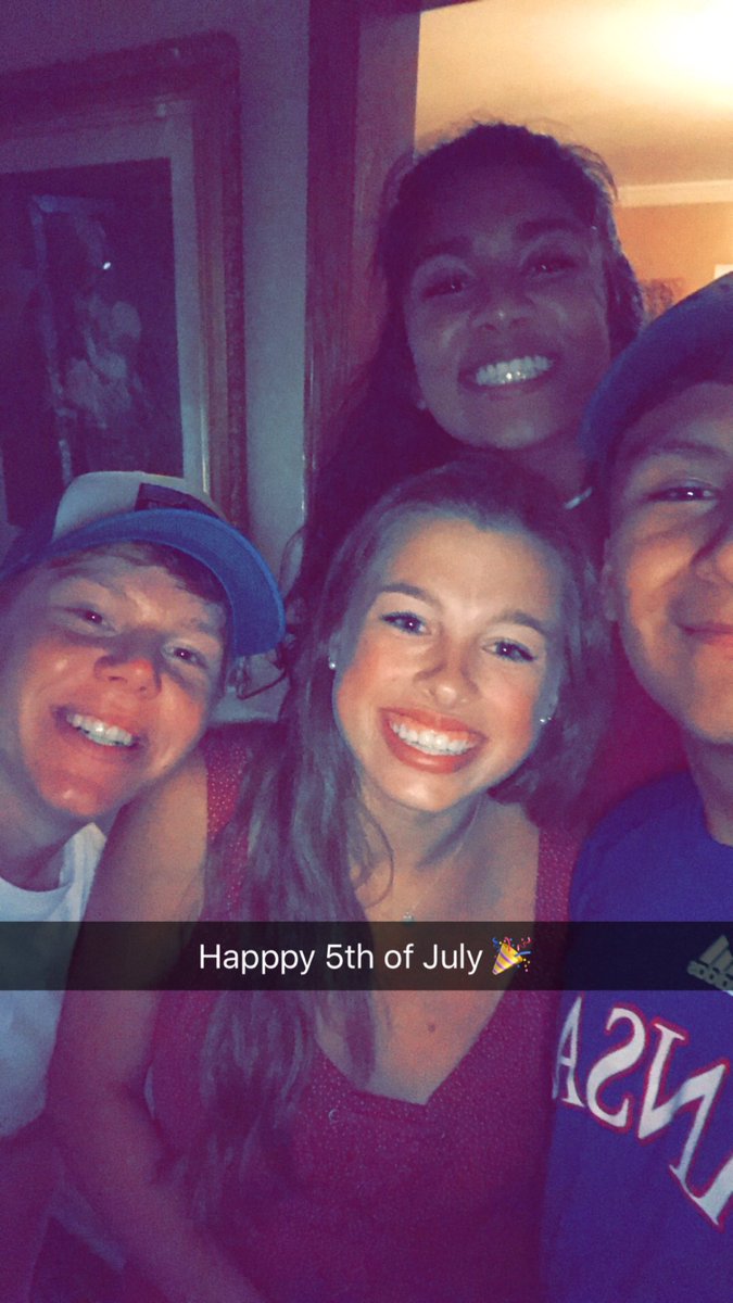 Adan040's tweet image. Happy Birthday Anna!!! @AnnaRiedmiller