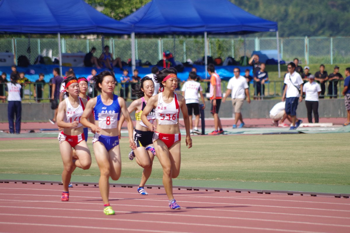 تويتر 広島陸上競技協会 على تويتر 広島県高校対抗 昨日まで2日間 福山市の竹ヶ端運動公園陸上競技場で開催されていた県高校対抗 今大会で最後の大会となった3年生も多くいました 今週末には早くも新人路線が始まります 2年生 1年生の皆さん頑張ってください