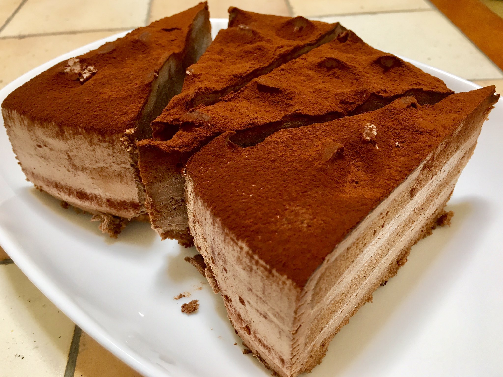 食材宅配生活 これはオススメ 一切れ100円以下にしては良いクオリティ 甘すぎずに大人の味 難点は ふたり暮らしにはホールは大きすぎ 12切れなんで6日間連続デザートはチョコレートケーキ おうちコープのお誕生月の限定特典 T Co 食材宅配生活 これはオススメ 一切れ100円以下にしては良いクオリティ 甘すぎずに大人の味 難点は ふたり暮らしにはホールは大きすぎ 12切れなんで6日間連続デザートはチョコレートケーキ おうちコープのお誕生月の限定特典 T Co