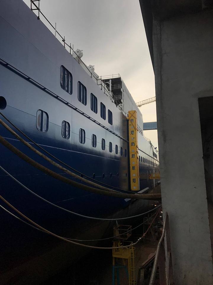 PaquebotINFO's tweet photo. La coque du #CelebrityEdge commence à prendre forme dans la cale ! https://t.co/93BH60E8Uc