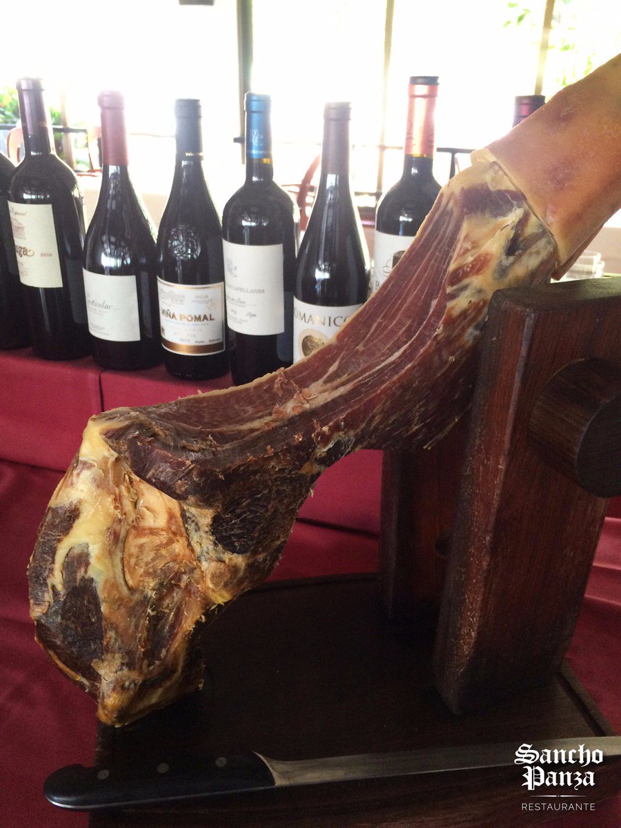 RestSanchoPanza's tweet photo. Buen jamón, vino y un servicio inigualable 
#SanchoPanzaRestaurante #SanchoPanza #Restaurante #spanishfood #vino #wine #jamon #delicatessen https://t.co/5Lqtb1FIXA