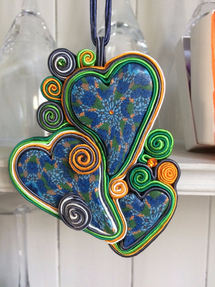 susanmiller_uk's tweet photo. #art @CoastalCurrents #stleonards Venue 11 Sara Barrufaldi's #jewellery.  Brochure https://t.co/O4qumxPVjr … Starts Saturday @BlueMonkeyNet https://t.co/YYjVZe69VP